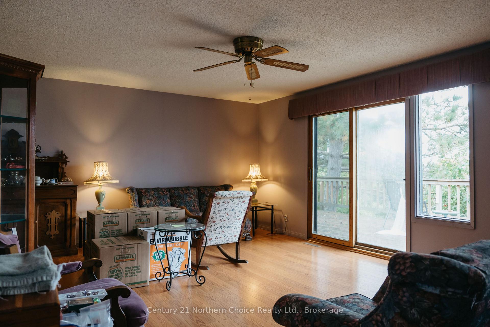 Photo 28 of 605 Ninth Street, Kenora, Keewatin — HOMEH