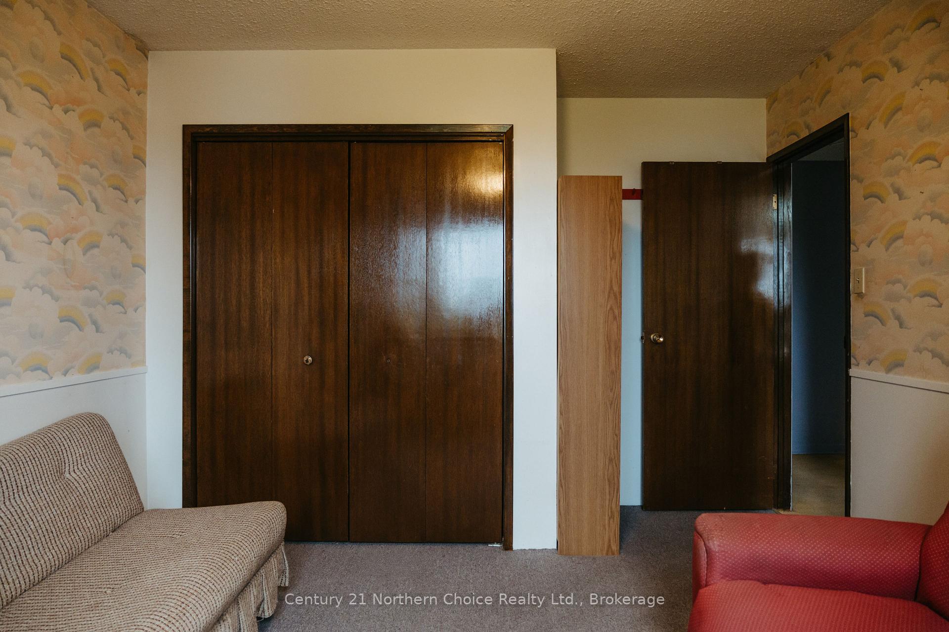Photo 41 of 605 Ninth Street, Kenora, Keewatin — HOMEH
