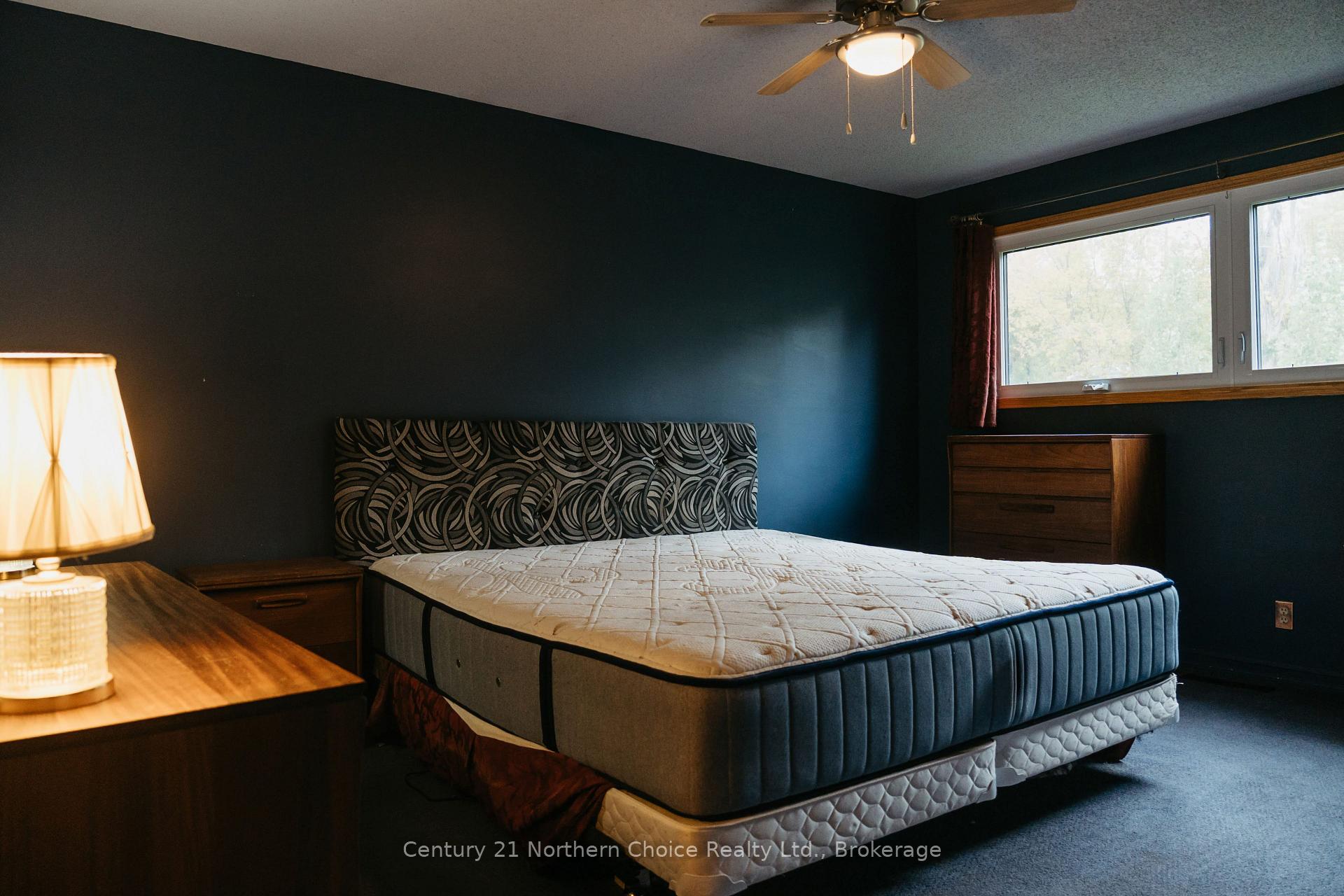 Photo 44 of 605 Ninth Street, Kenora, Keewatin — HOMEH