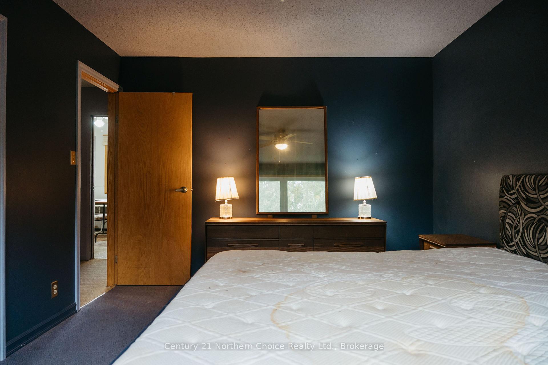 Photo 46 of 605 Ninth Street, Kenora, Keewatin — HOMEH