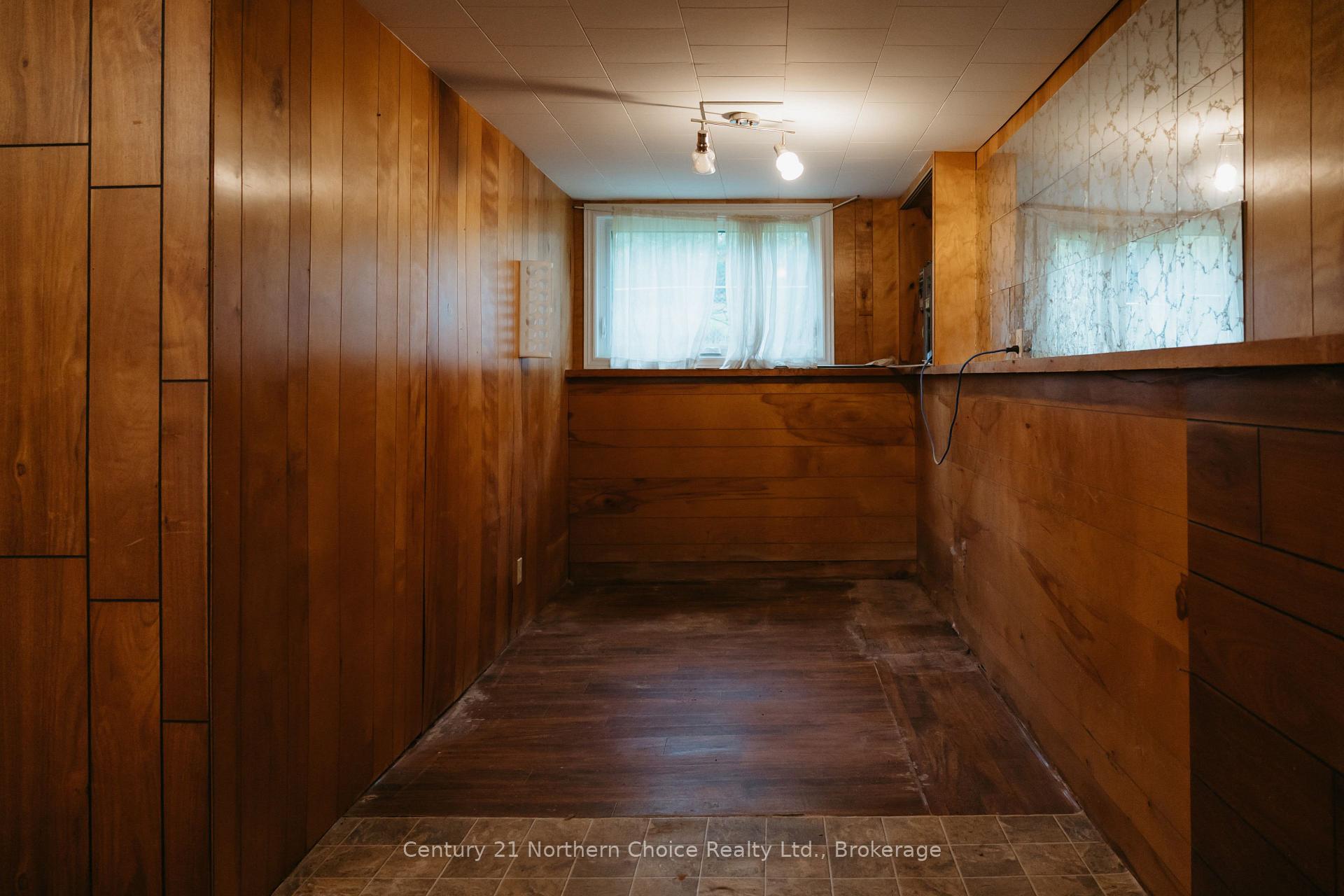 Photo 52 of 605 Ninth Street, Kenora, Keewatin — HOMEH