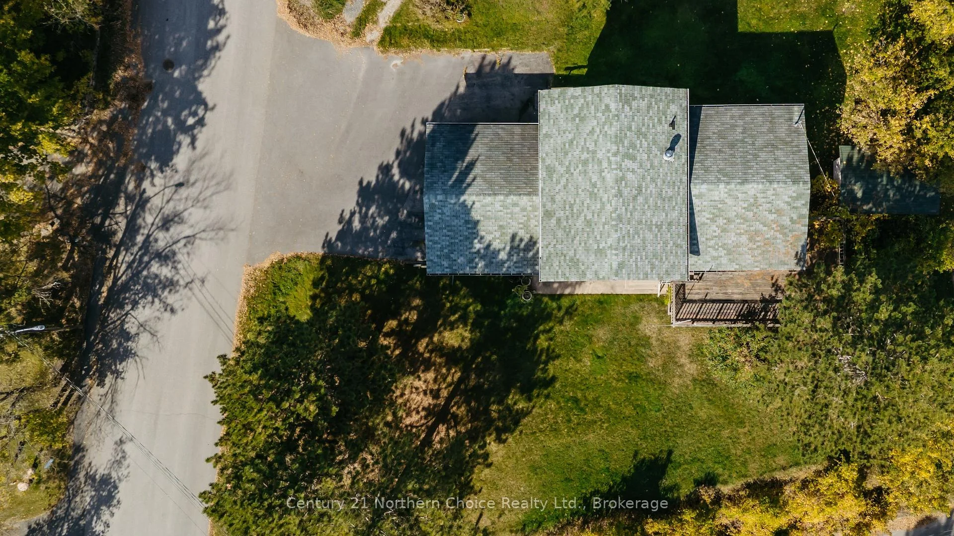 Photo 17 of 605 Ninth Street, Kenora, Keewatin — HOMEH