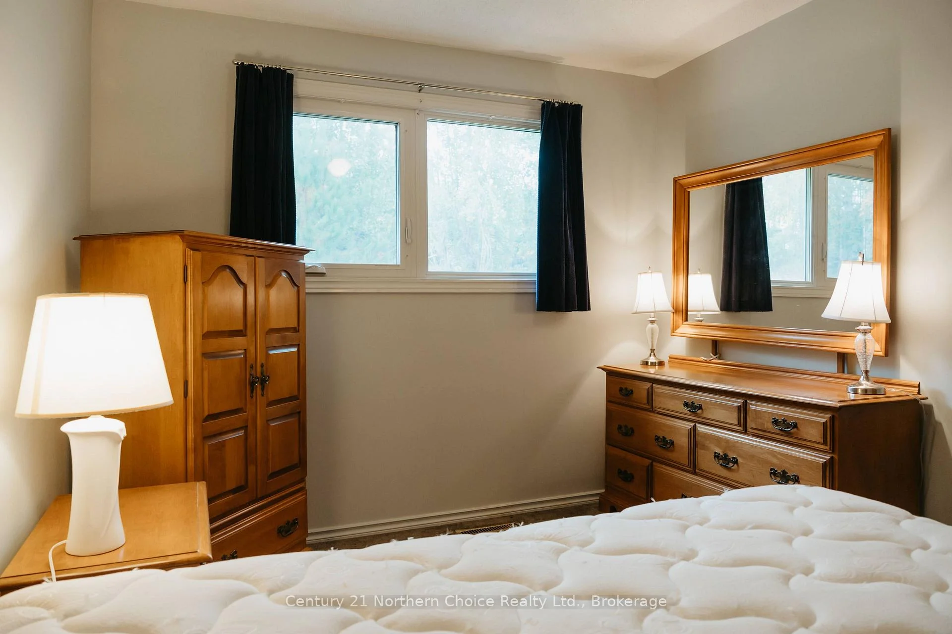 Photo 40 of 605 Ninth Street, Kenora, Keewatin — HOMEH