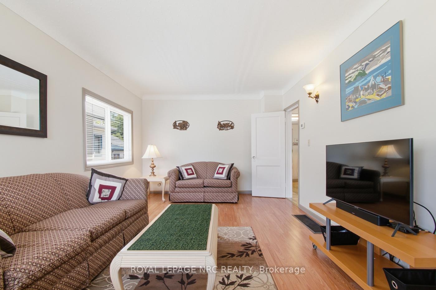Photo 9 of 78 York Street, Welland, Lincoln/Crowland — HOMEH