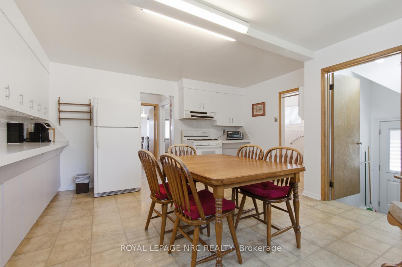 Photo 14 of 78 York Street, Welland, Lincoln/Crowland — HOMEH