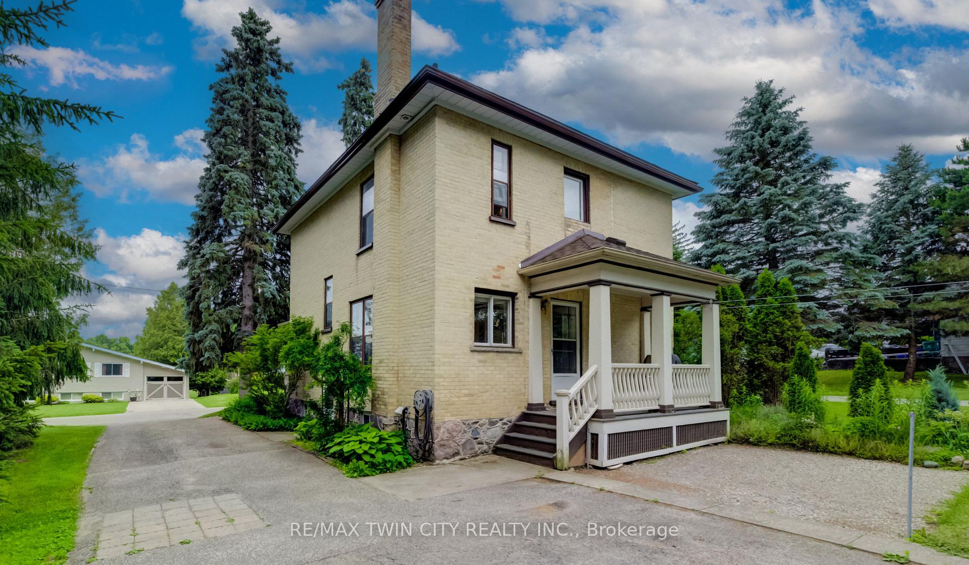 Photo 5 of 140 Shade Street, Wilmot, New Hamburg — HOMEH