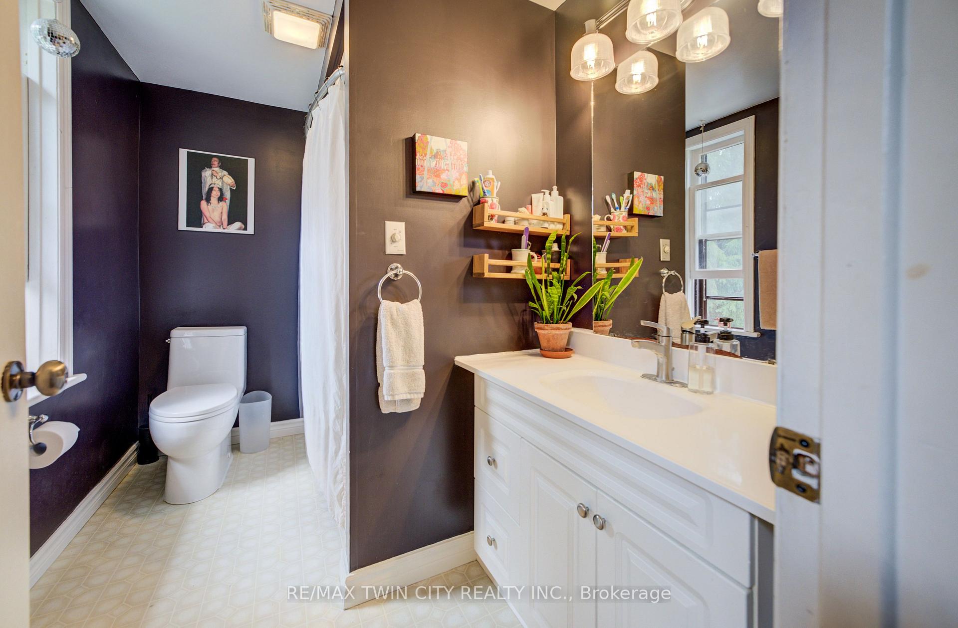 Photo 27 of 140 Shade Street, Wilmot, New Hamburg — HOMEH