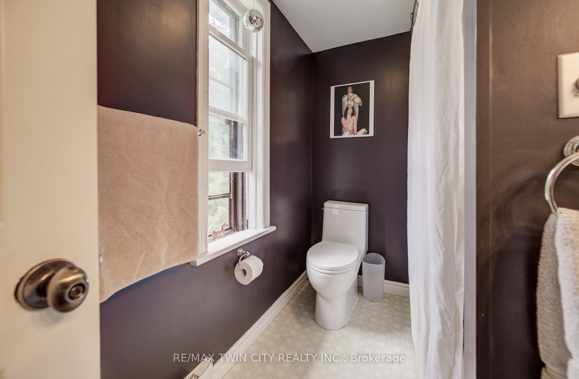 Photo 28 of 140 Shade Street, Wilmot, New Hamburg — HOMEH