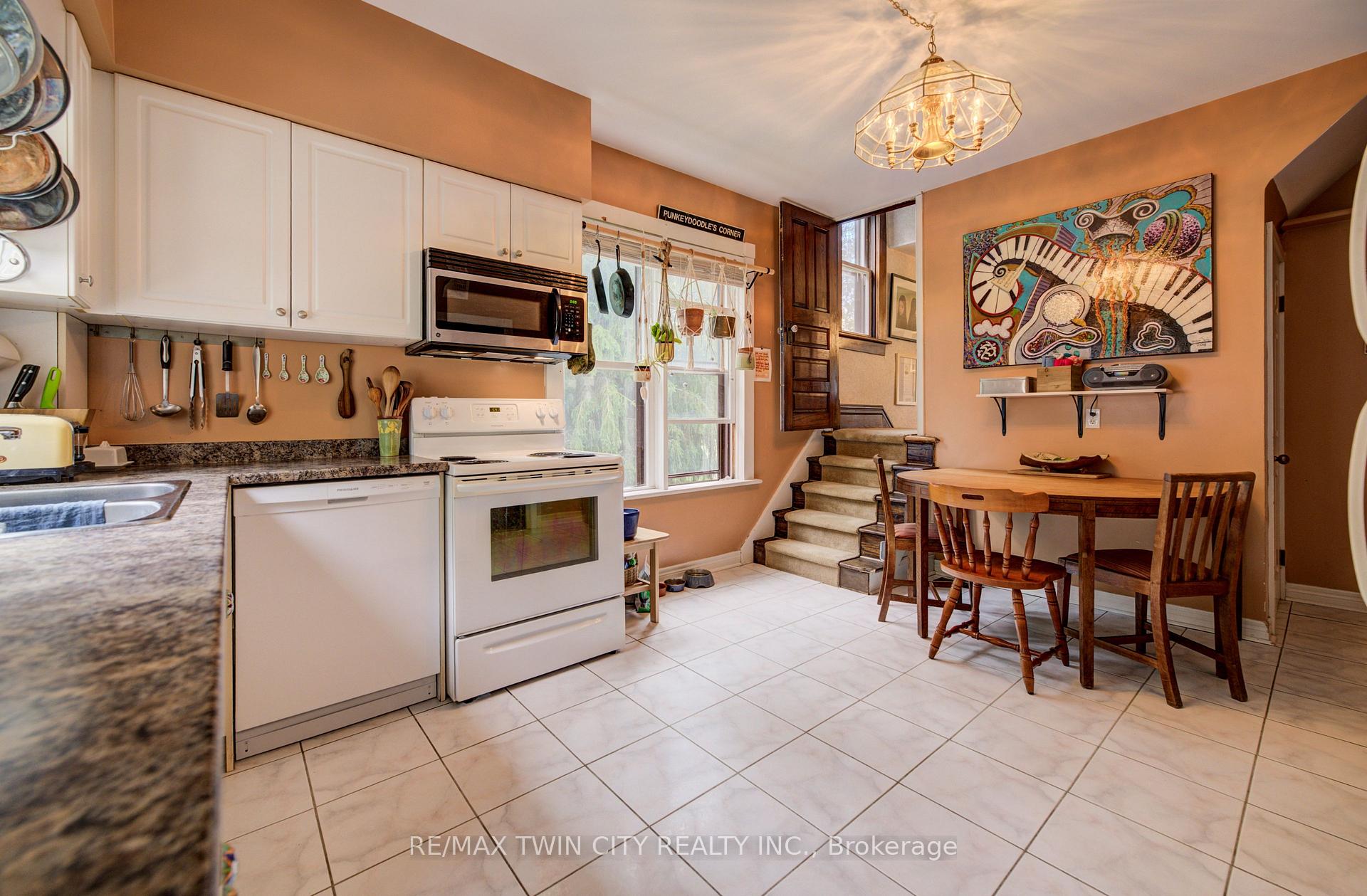 Photo 29 of 140 Shade Street, Wilmot, New Hamburg — HOMEH