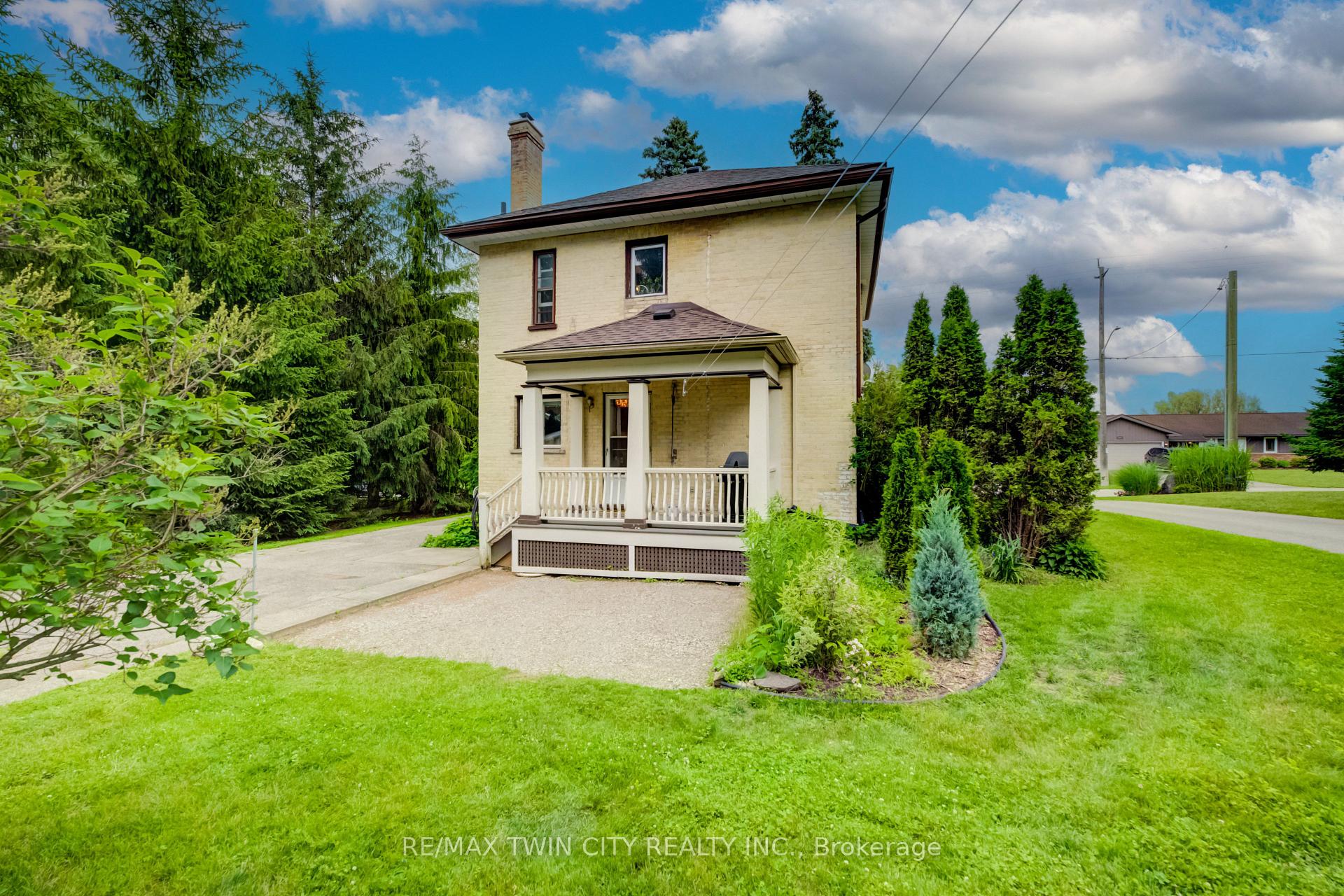 Photo 32 of 140 Shade Street, Wilmot, New Hamburg — HOMEH