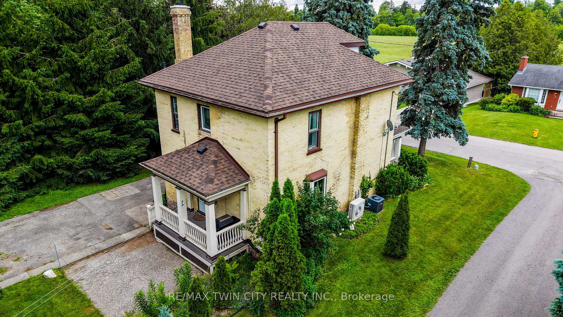 Photo 44 of 140 Shade Street, Wilmot, New Hamburg — HOMEH