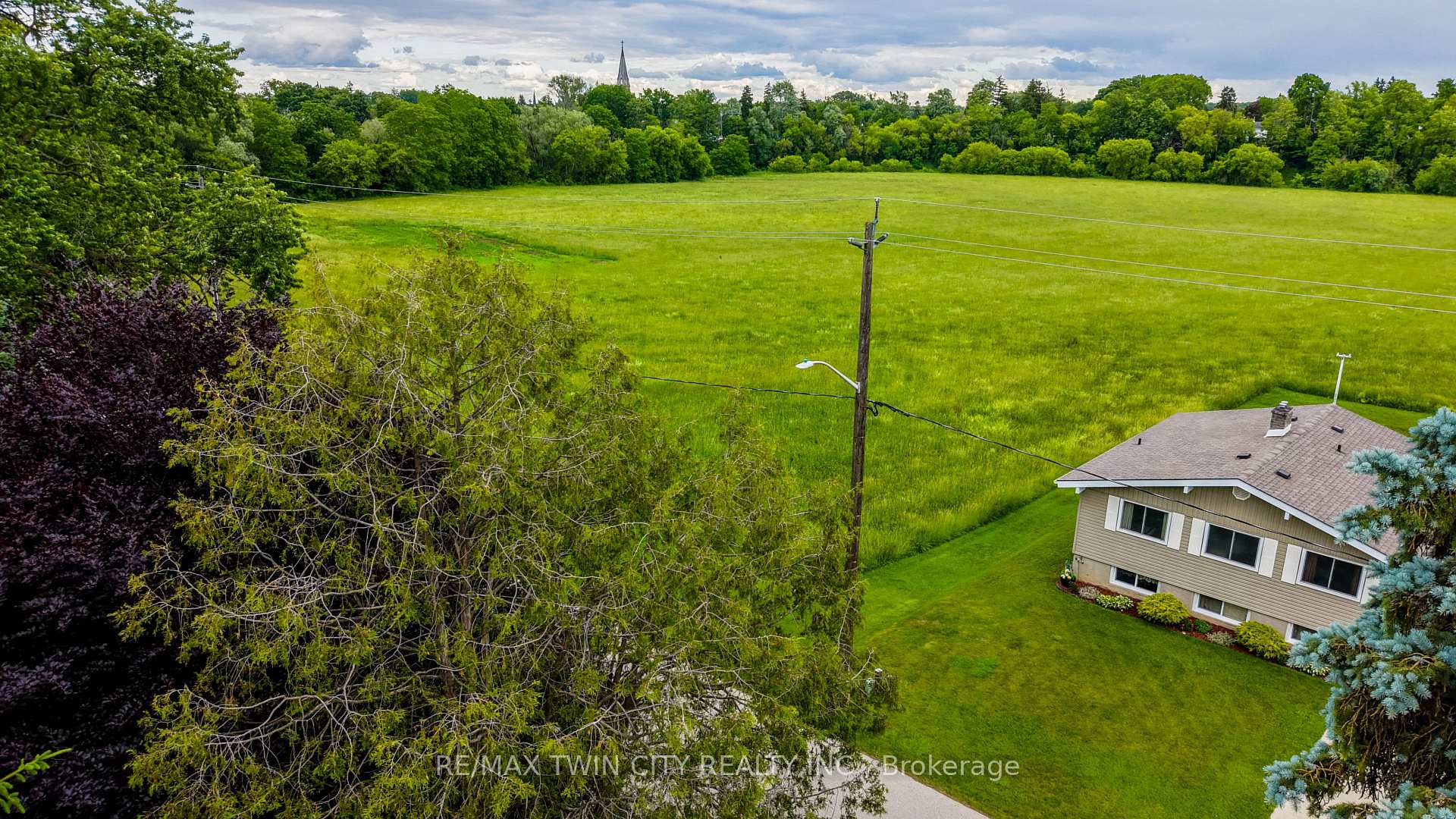 Photo 45 of 140 Shade Street, Wilmot, New Hamburg — HOMEH