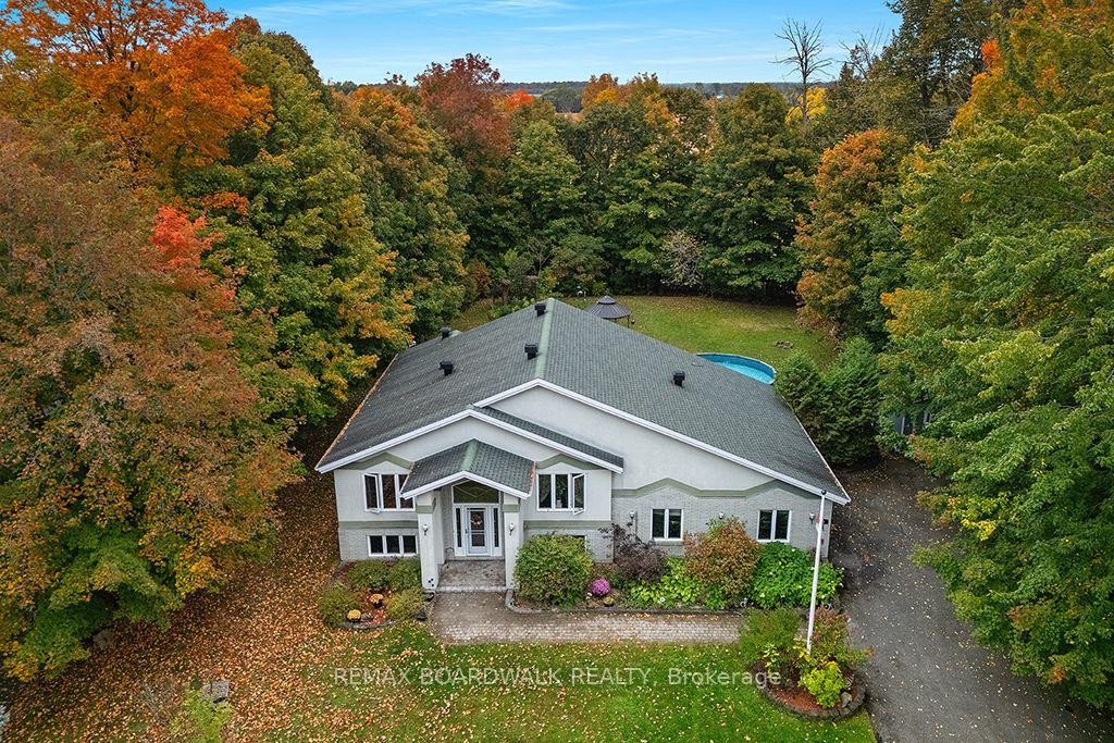 Photo 37 of 38 Cloutier Drive, Russell, Embrun — HOMEH