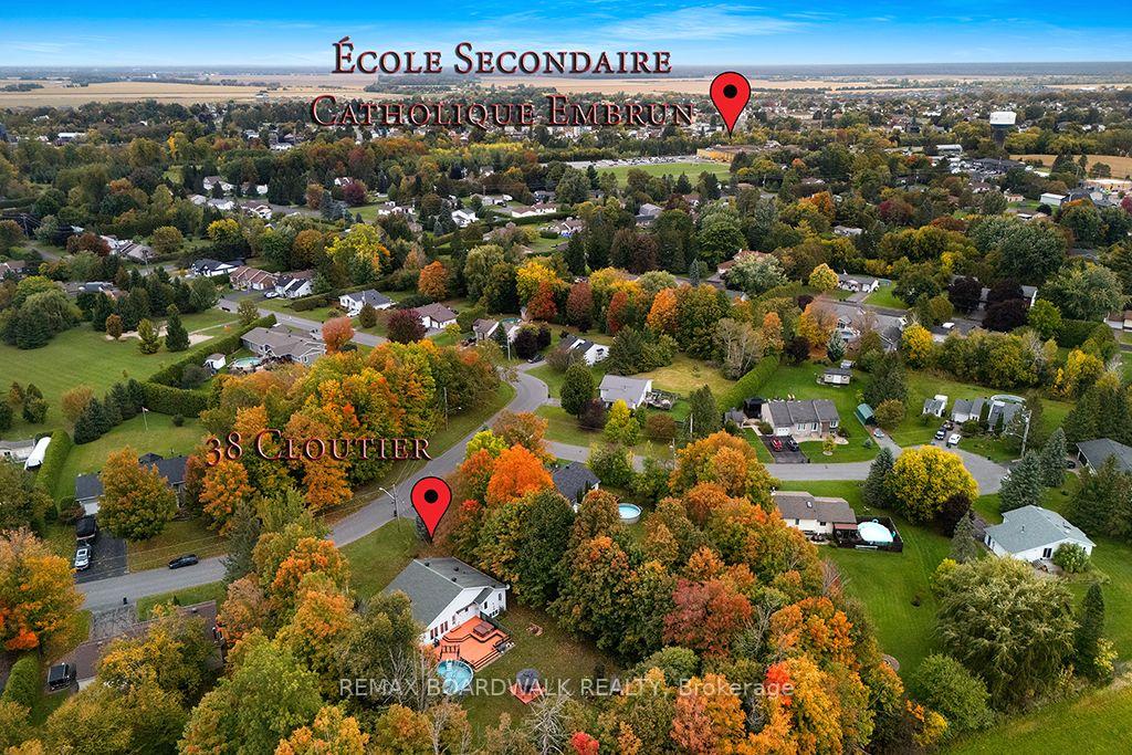 Photo 45 of 38 Cloutier Drive, Russell, Embrun — HOMEH