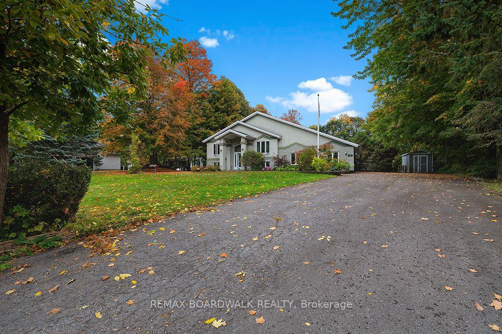 Photo 48 of 38 Cloutier Drive, Russell, Embrun — HOMEH