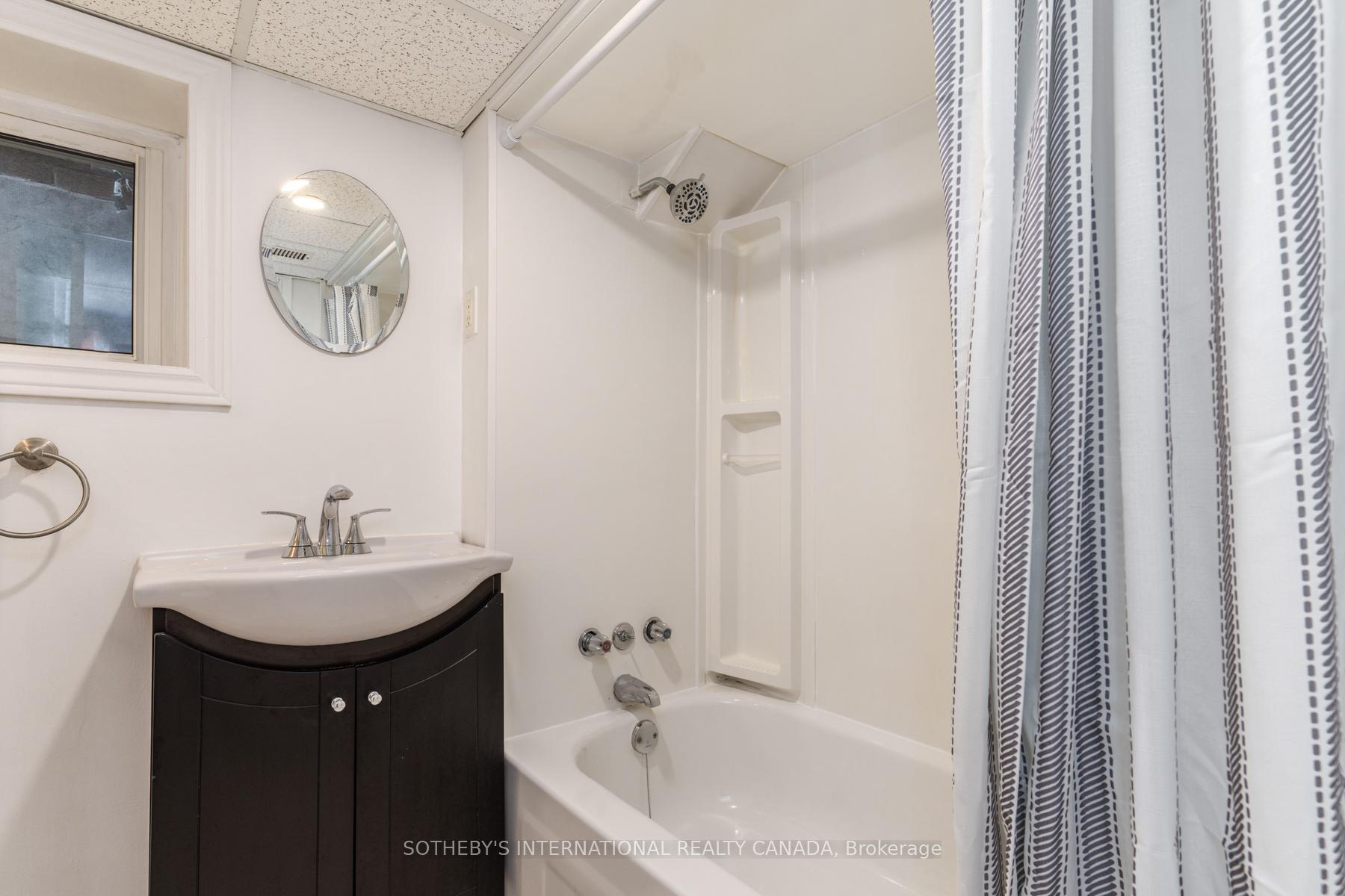 Photo 7 of Unit Bsmt, 15 Indian Road Crescent, Toronto, High Park North — HOMEH
