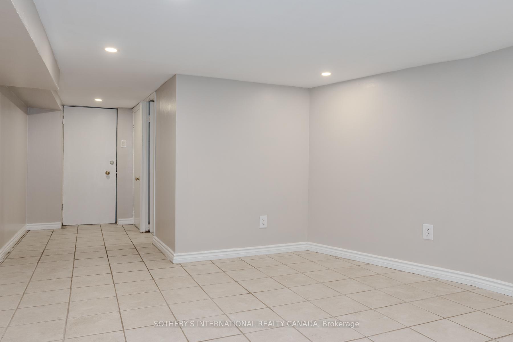 Photo 8 of Unit Bsmt, 15 Indian Road Crescent, Toronto, High Park North — HOMEH