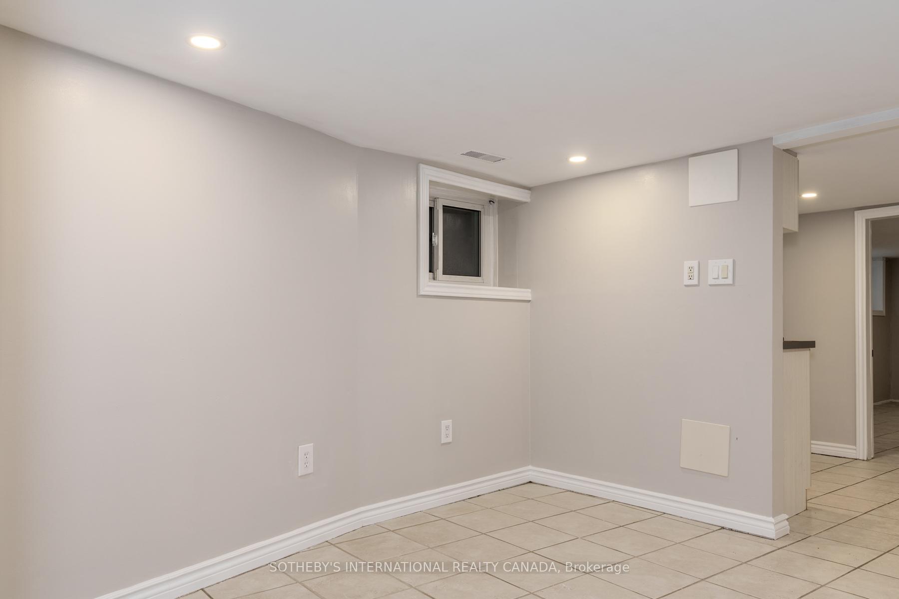 Photo 9 of Unit Bsmt, 15 Indian Road Crescent, Toronto, High Park North — HOMEH