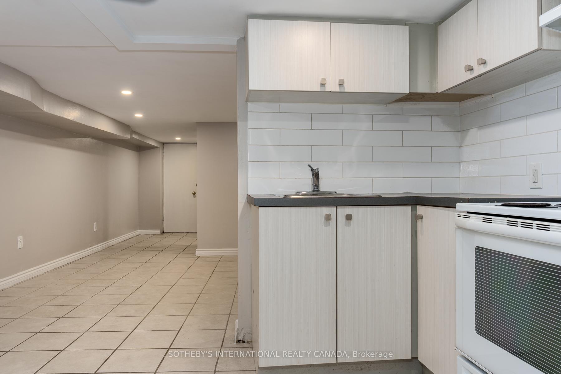 Photo 12 of Unit Bsmt, 15 Indian Road Crescent, Toronto, High Park North — HOMEH