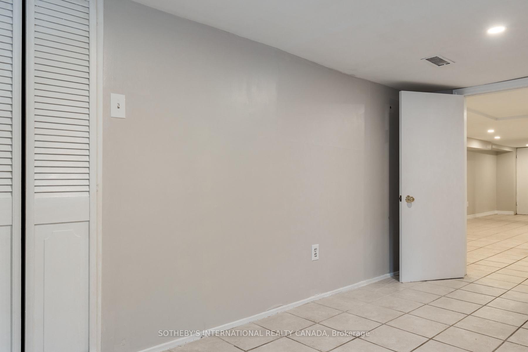 Photo 15 of Unit Bsmt, 15 Indian Road Crescent, Toronto, High Park North — HOMEH