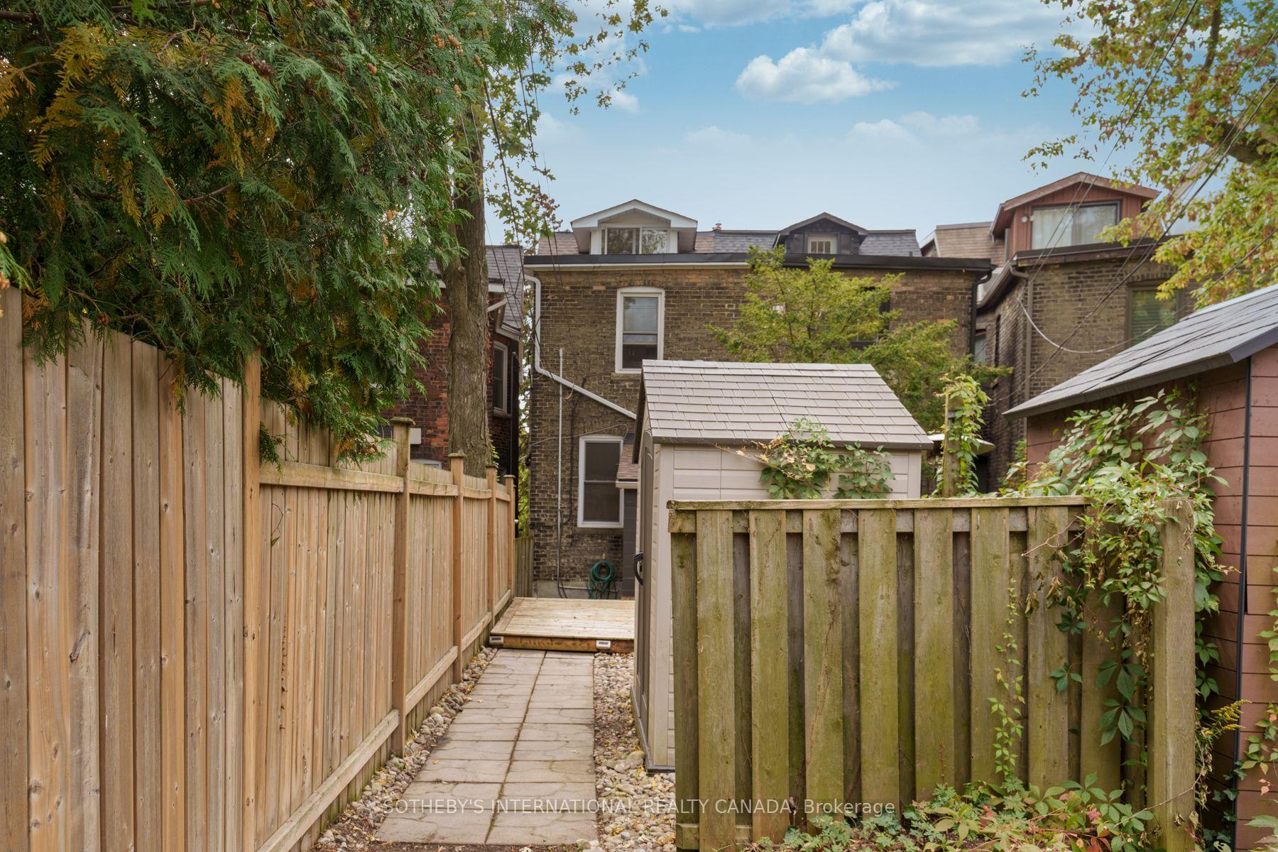 Photo 21 of Unit Bsmt, 15 Indian Road Crescent, Toronto, High Park North — HOMEH