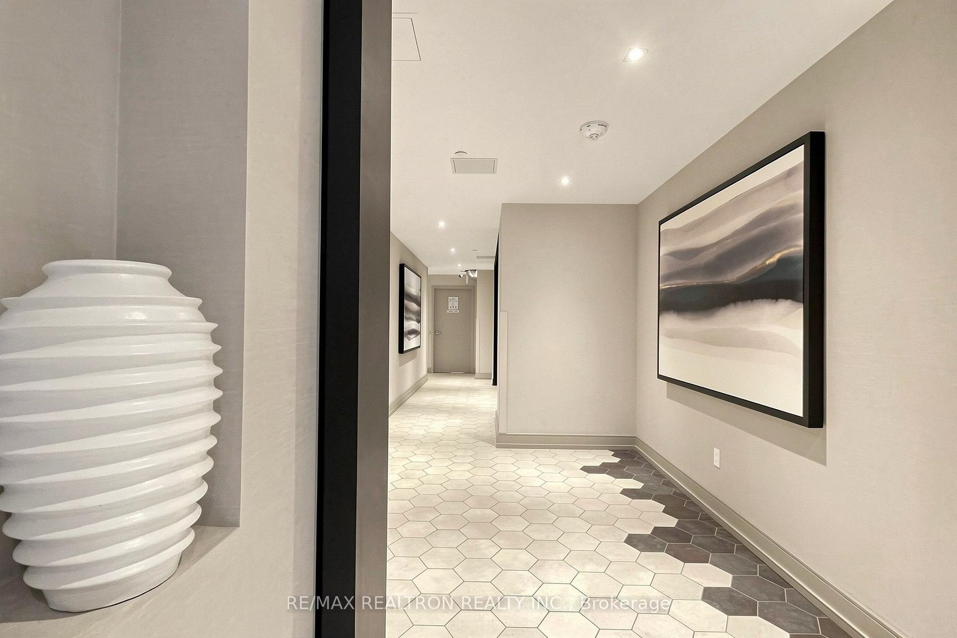 Photo 10 of Unit 308, 1 Cardiff Road, Toronto, Mount Pleasant East — HOMEH