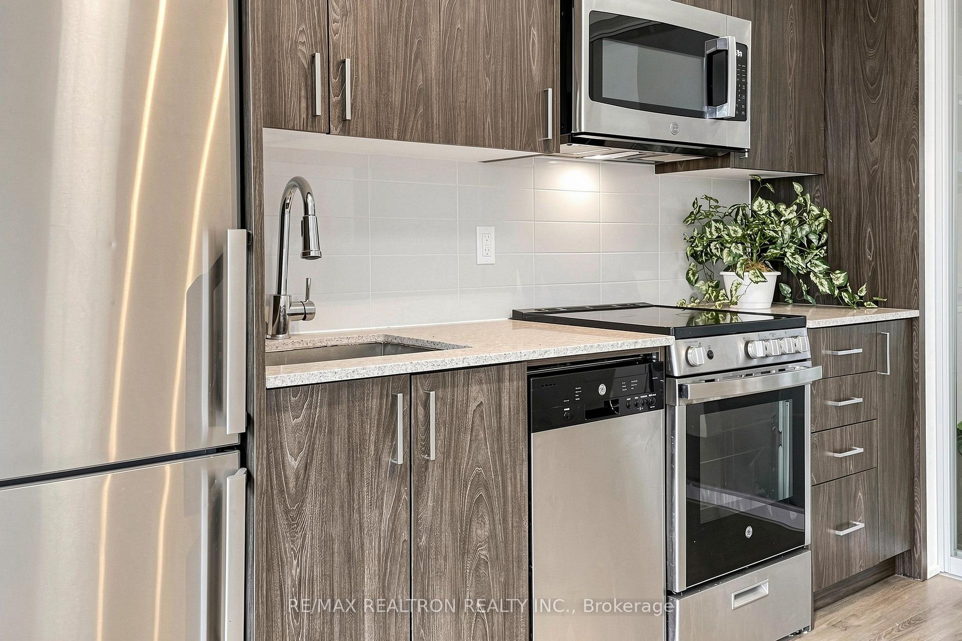 Photo 26 of Unit 308, 1 Cardiff Road, Toronto, Mount Pleasant East — HOMEH