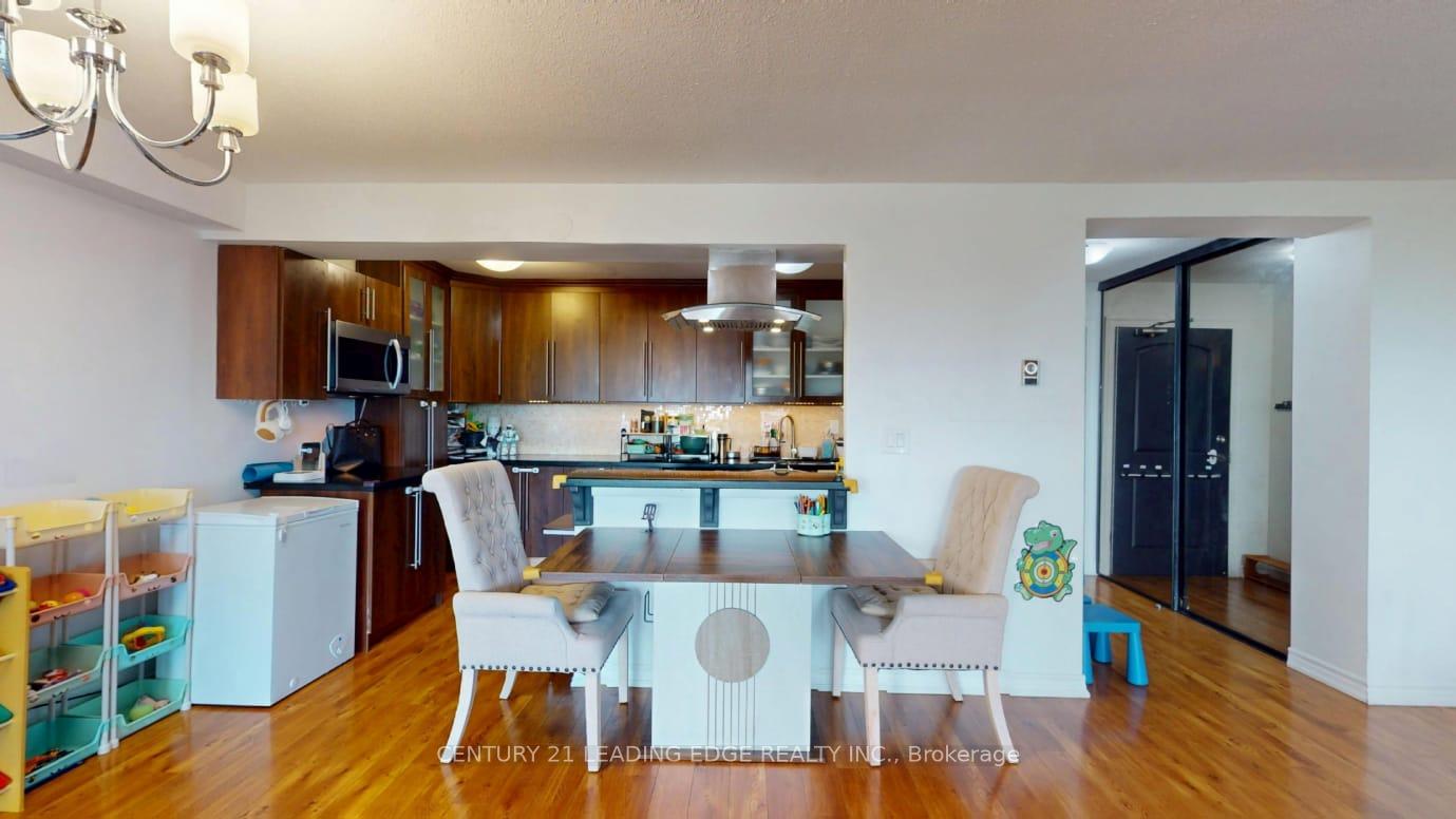 Photo 8 of Unit 1908, 511 The West Mall, Etobicoke, Etobicoke West Mall — HOMEH