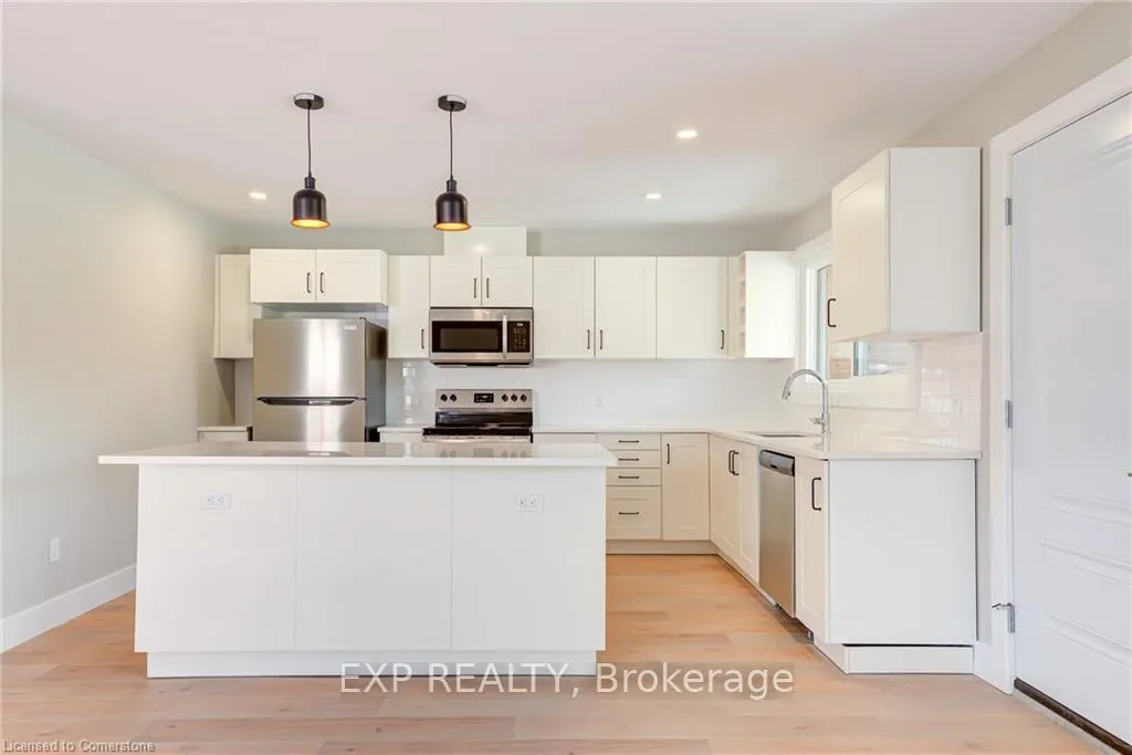 Photo 7 of 155 Doon Road, Kitchener — HOMEH