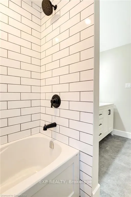 Photo 20 of 155 Doon Road, Kitchener — HOMEH