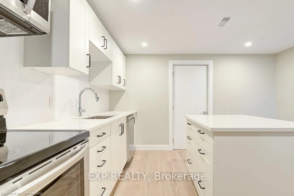 Photo 32 of 155 Doon Road, Kitchener — HOMEH