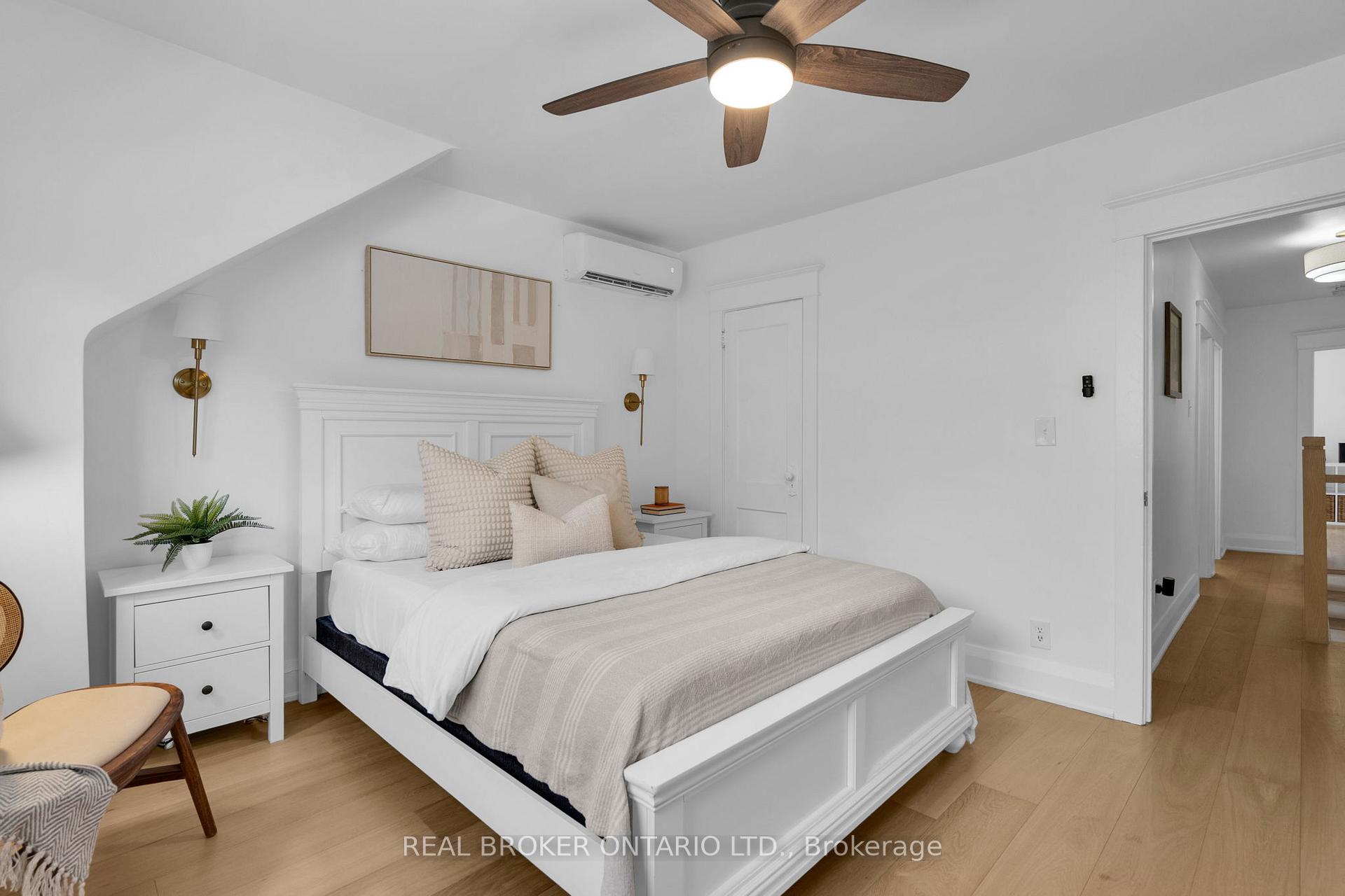 Photo 17 of 23 Aldridge Avenue, Toronto, Woodbine Corridor — HOMEH