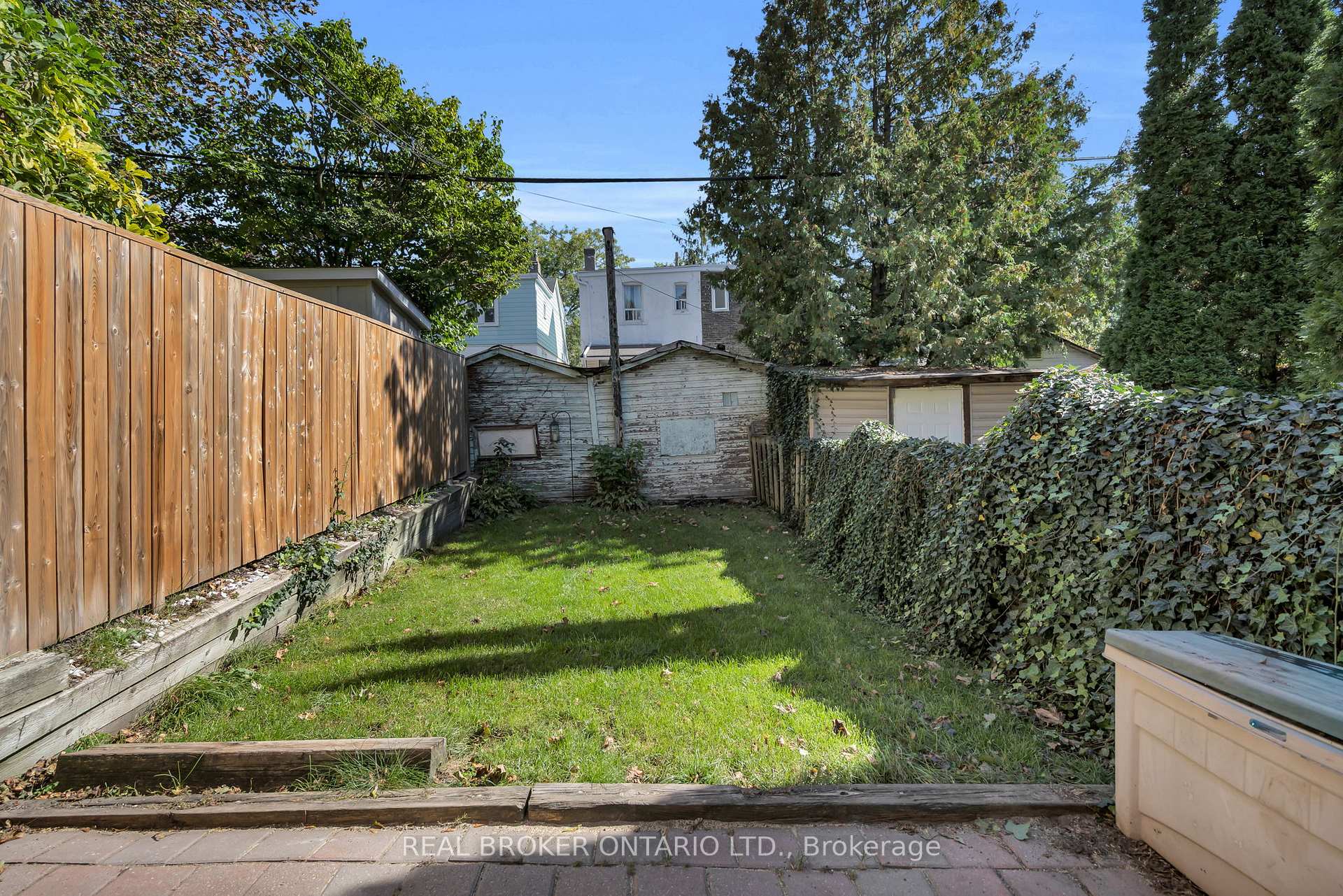 Photo 31 of 23 Aldridge Avenue, Toronto, Woodbine Corridor — HOMEH