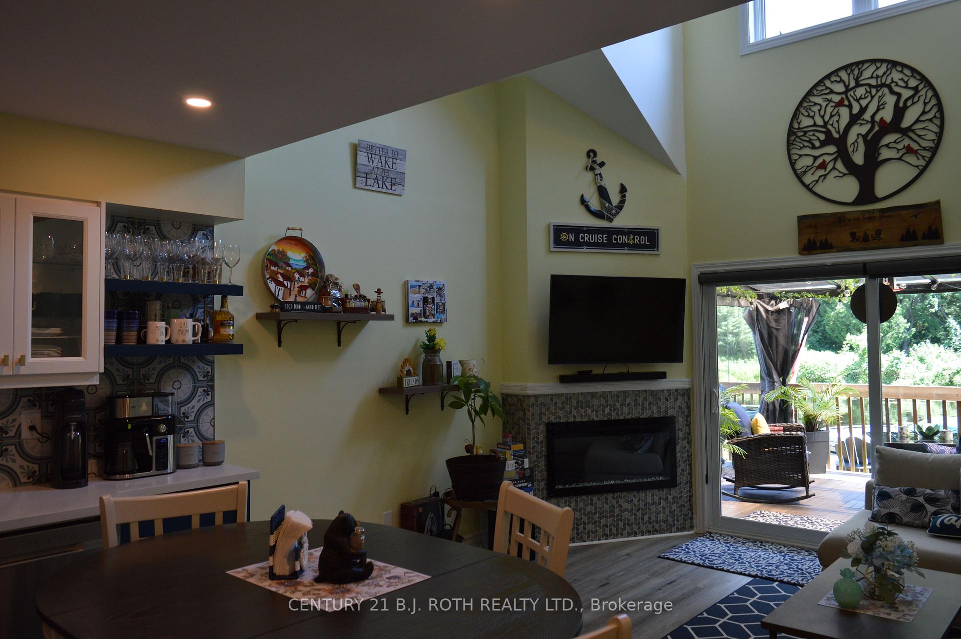 Photo 6 of Unit 8, 41 Laguna Parkway, Ramara, Brechin — HOMEH