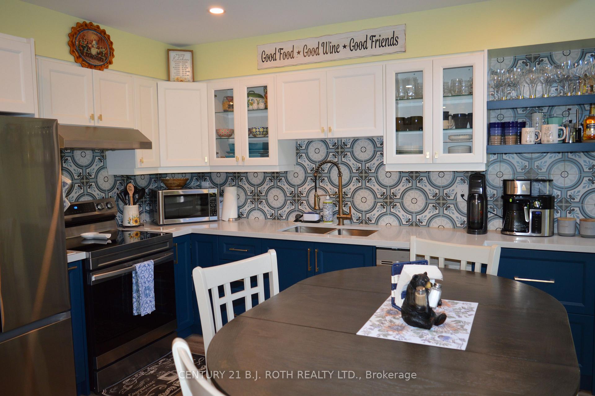 Photo 7 of Unit 8, 41 Laguna Parkway, Ramara, Brechin — HOMEH