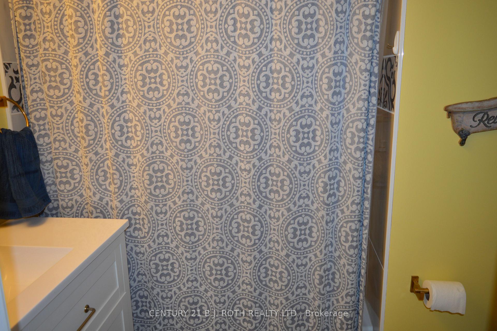 Photo 14 of Unit 8, 41 Laguna Parkway, Ramara, Brechin — HOMEH