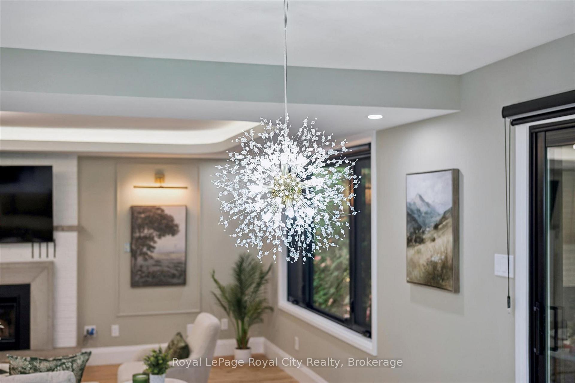 Photo 18 of 11 Bridlewood Drive, Guelph, Kortright Hills — HOMEH