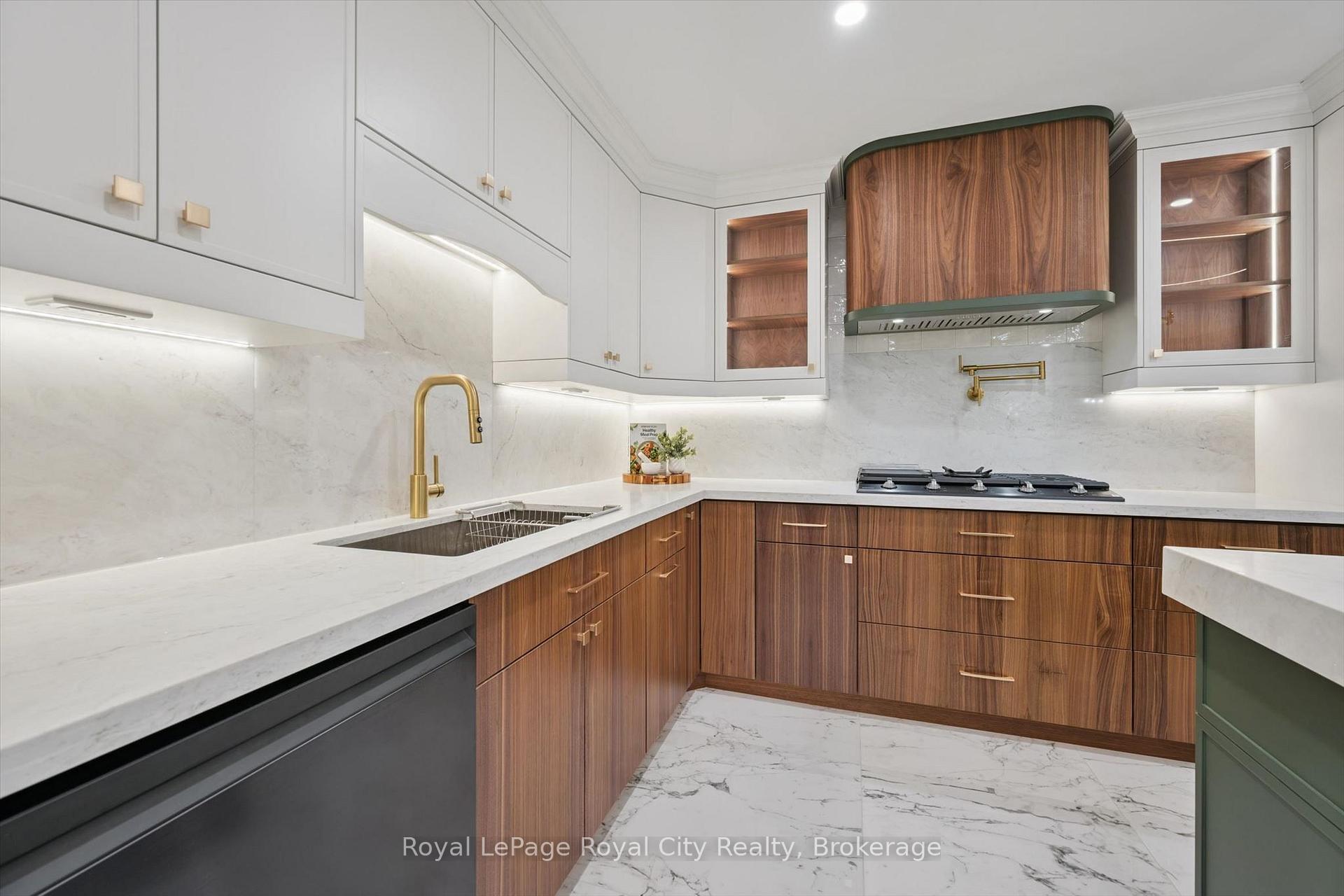Photo 24 of 11 Bridlewood Drive, Guelph, Kortright Hills — HOMEH