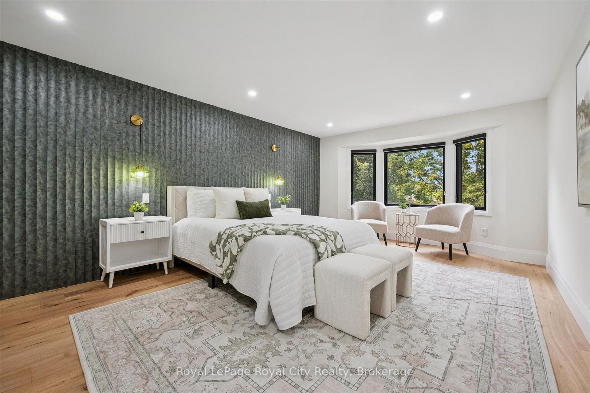 Photo 36 of 11 Bridlewood Drive, Guelph, Kortright Hills — HOMEH
