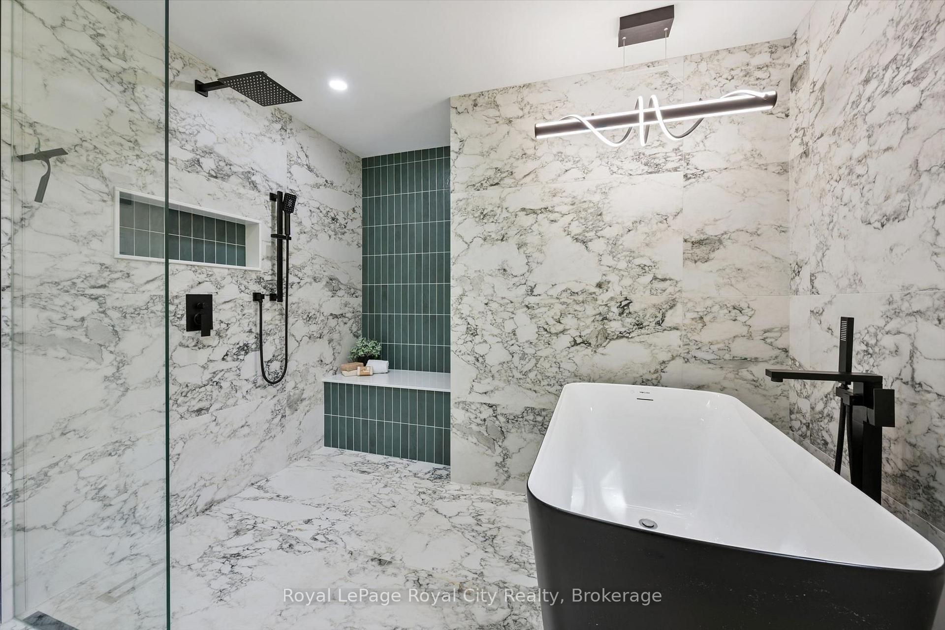 Photo 40 of 11 Bridlewood Drive, Guelph, Kortright Hills — HOMEH