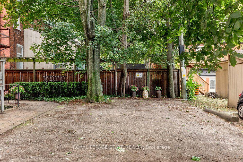 Photo 9 of 282 Hess Street S, Hamilton, Durand — HOMEH