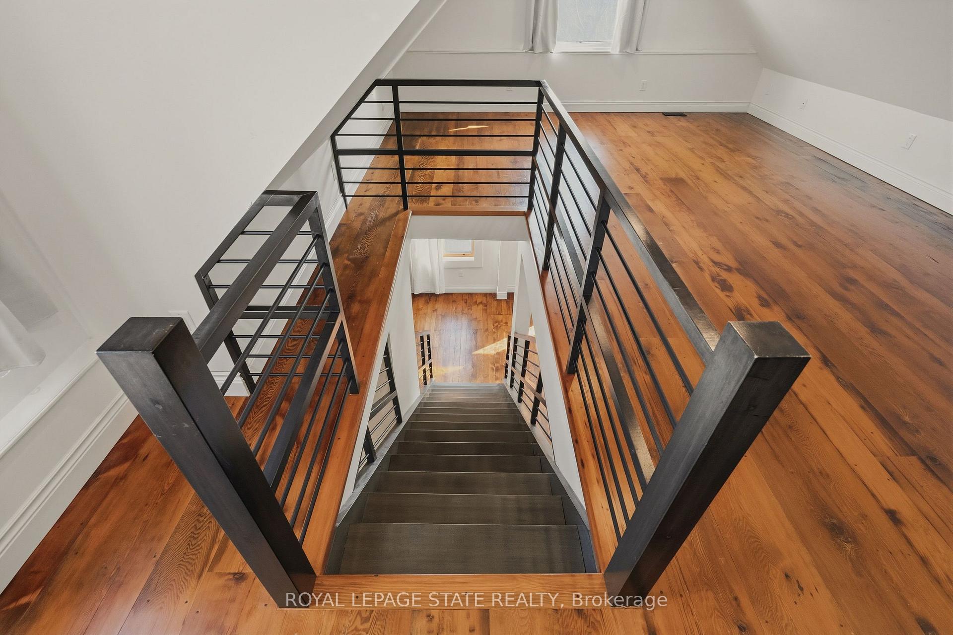 Photo 13 of 282 Hess Street S, Hamilton, Durand — HOMEH