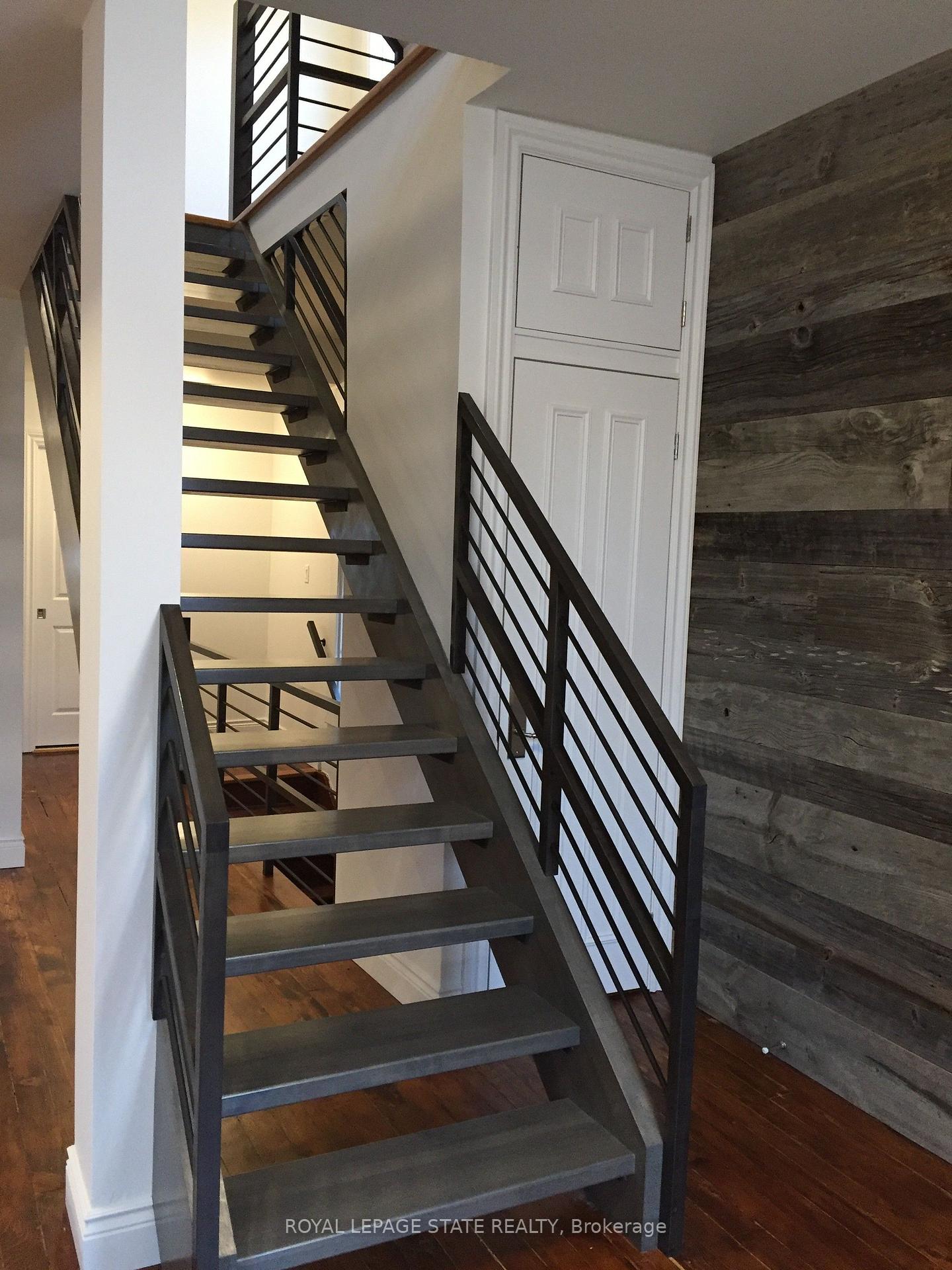 Photo 19 of 282 Hess Street S, Hamilton, Durand — HOMEH