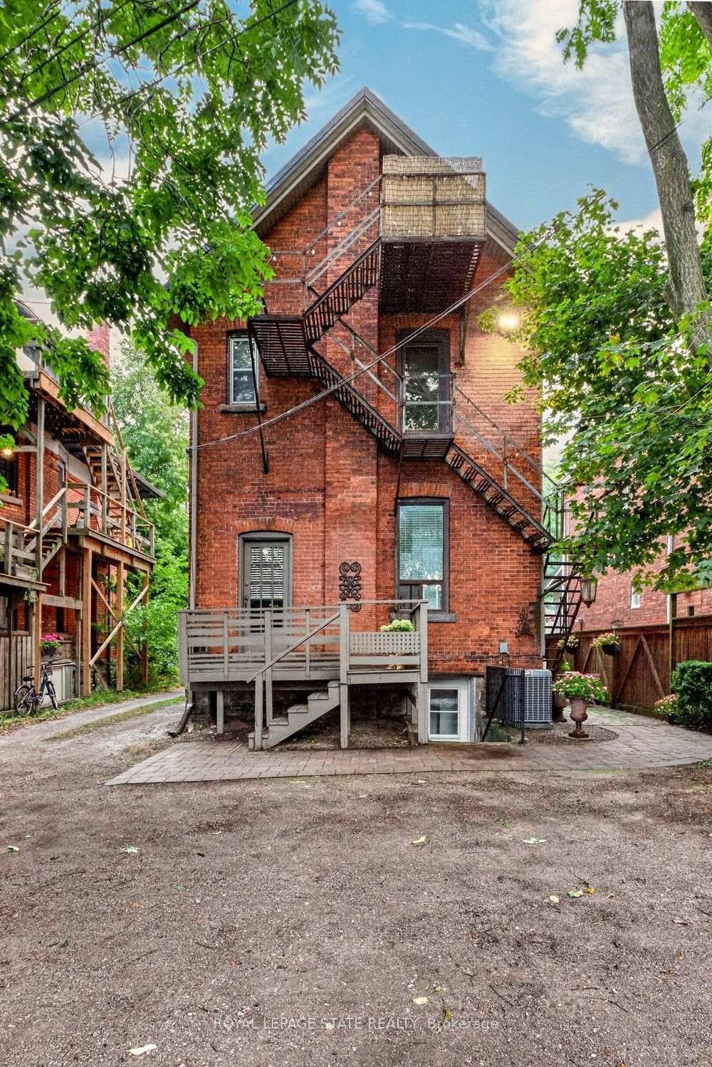Photo 41 of 282 Hess Street S, Hamilton, Durand — HOMEH