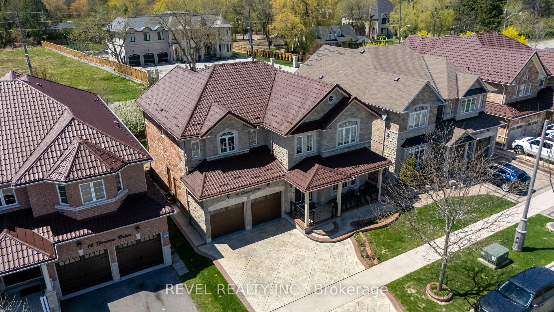 Photo 2 of Unit Basement, 16 Terrance Drive, Markham, Box Grove — HOMEH