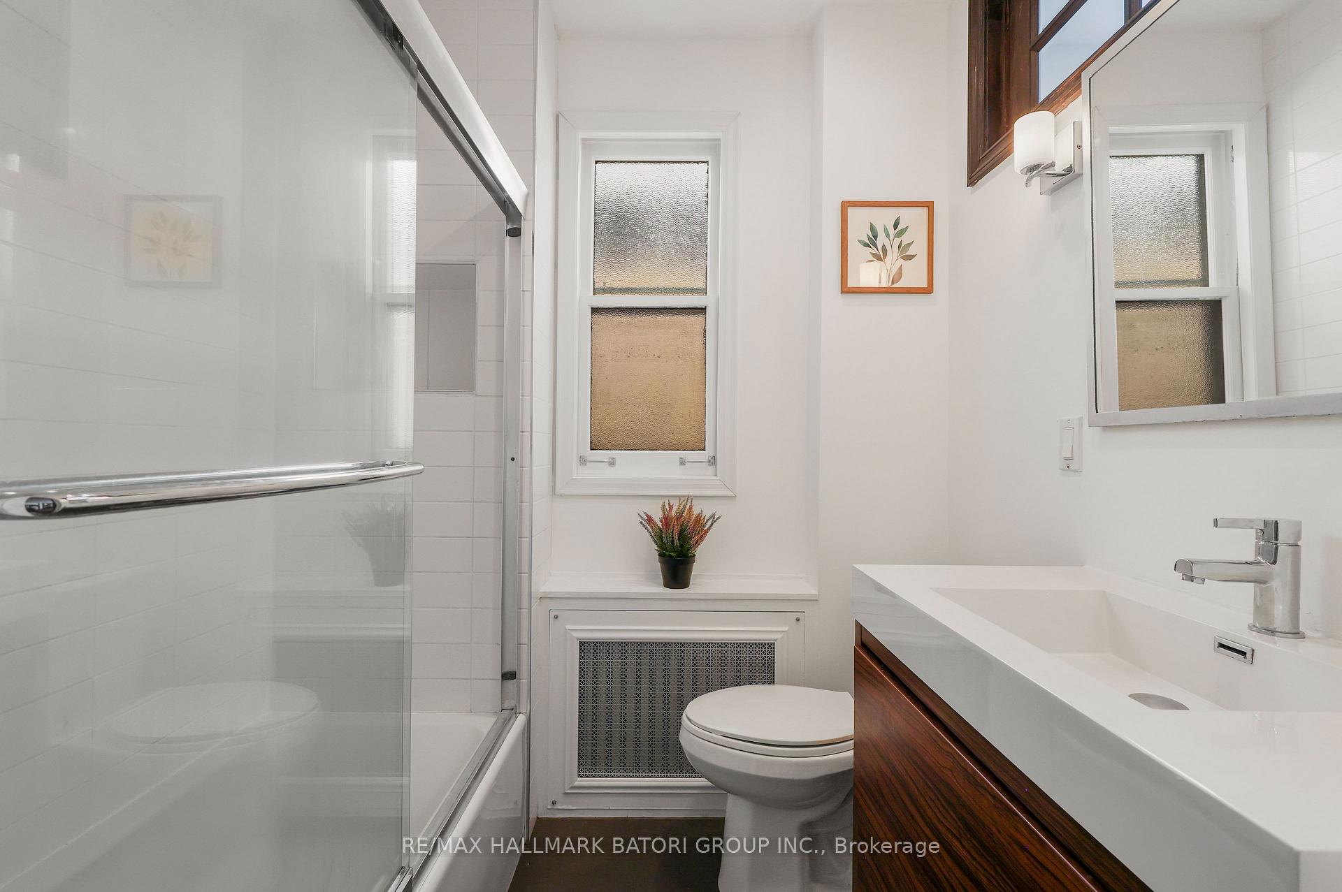 Photo 24 of 430 Roselawn Avenue, Toronto, Lawrence Park South — HOMEH