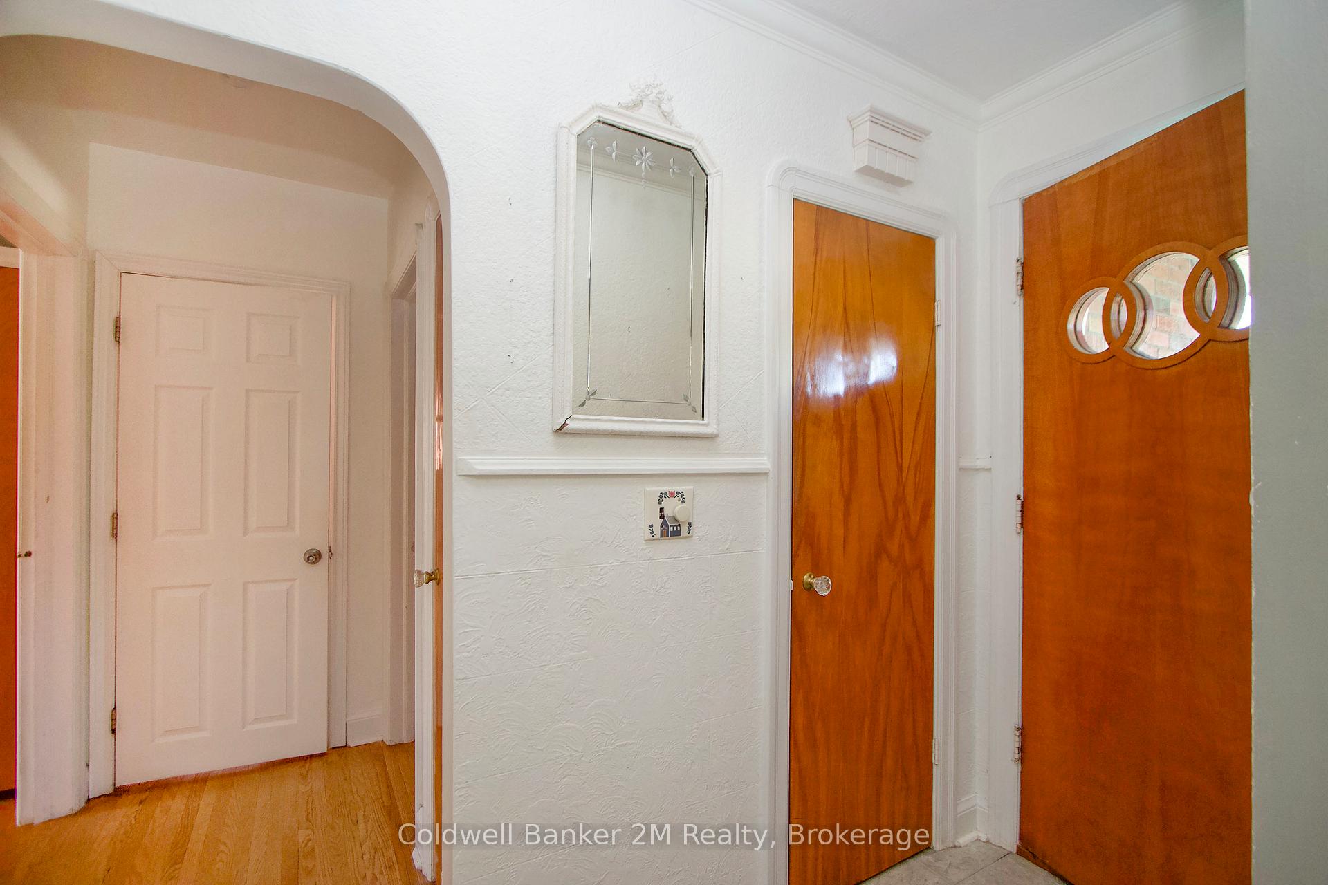 Photo 5 of 64 Harris Avenue, Oshawa, McLaughlin — HOMEH