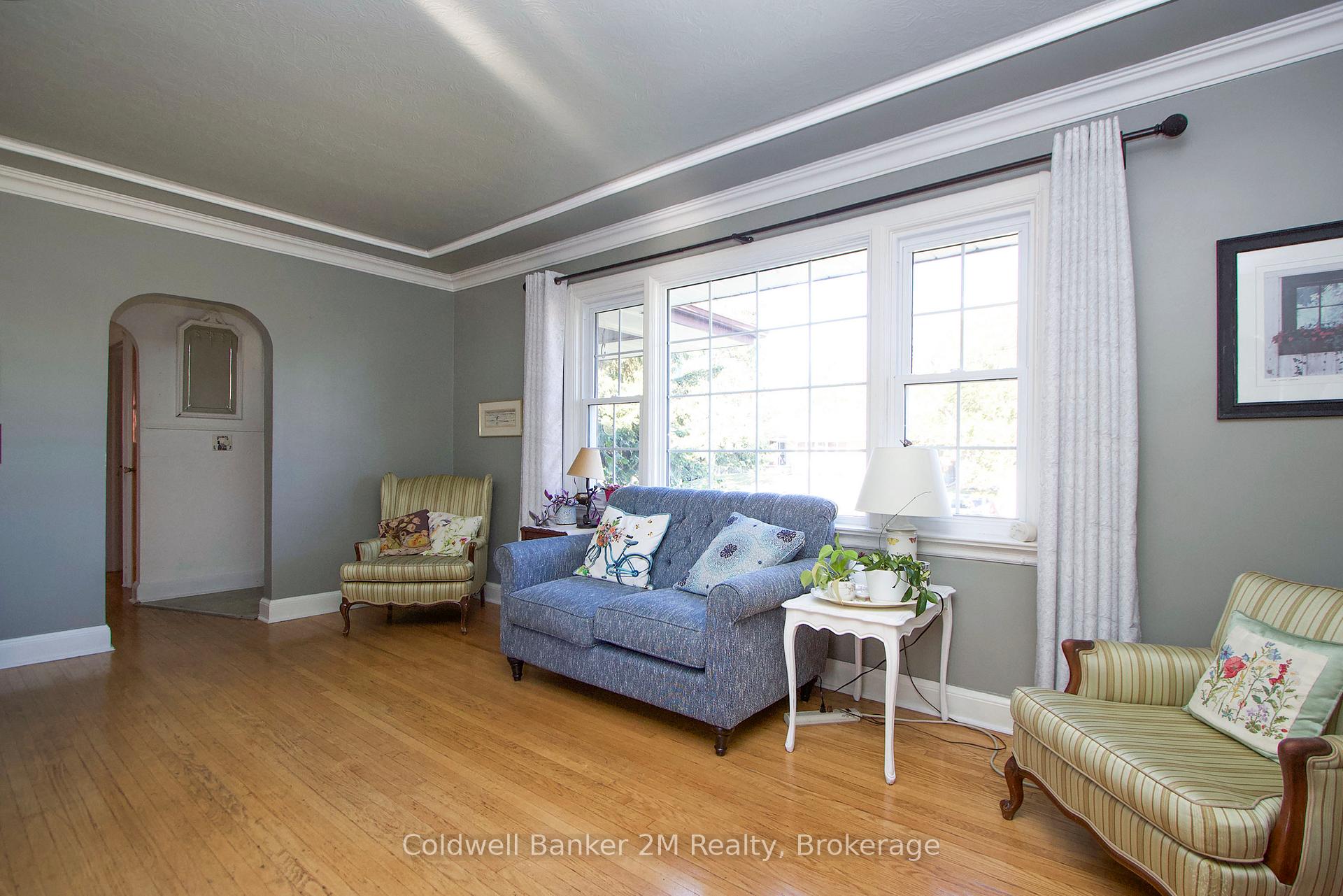 Photo 11 of 64 Harris Avenue, Oshawa, McLaughlin — HOMEH