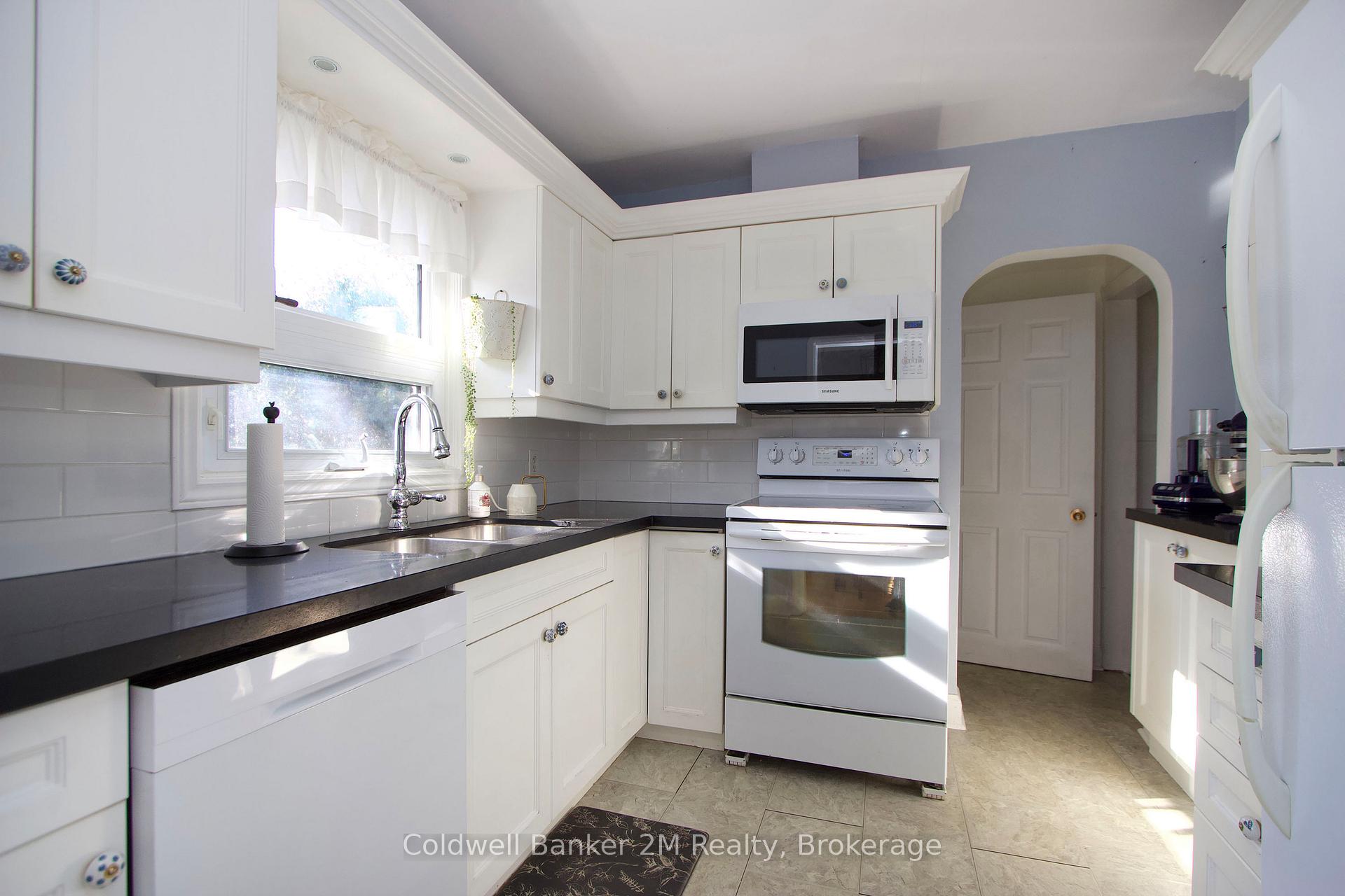 Photo 13 of 64 Harris Avenue, Oshawa, McLaughlin — HOMEH
