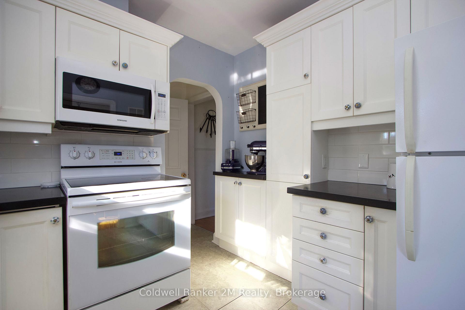 Photo 14 of 64 Harris Avenue, Oshawa, McLaughlin — HOMEH